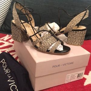Raffia sandals